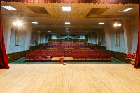 концертный зал.jpg